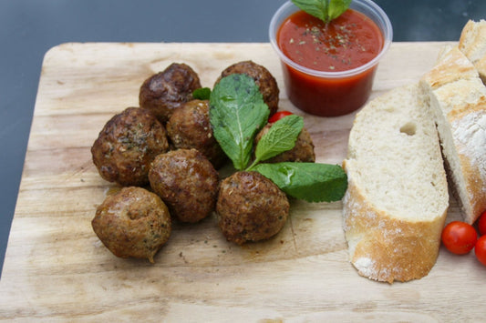 Gehaktballetjes in Griekse tomatensaus [8 stuks]