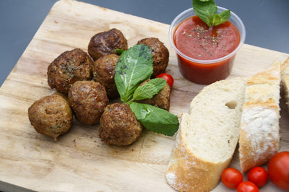 Gehaktballetjes in Griekse tomatensaus [8 stuks]